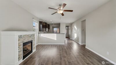 864 Sigrist Drive E, Enumclaw, WA 98022 - Photo 8