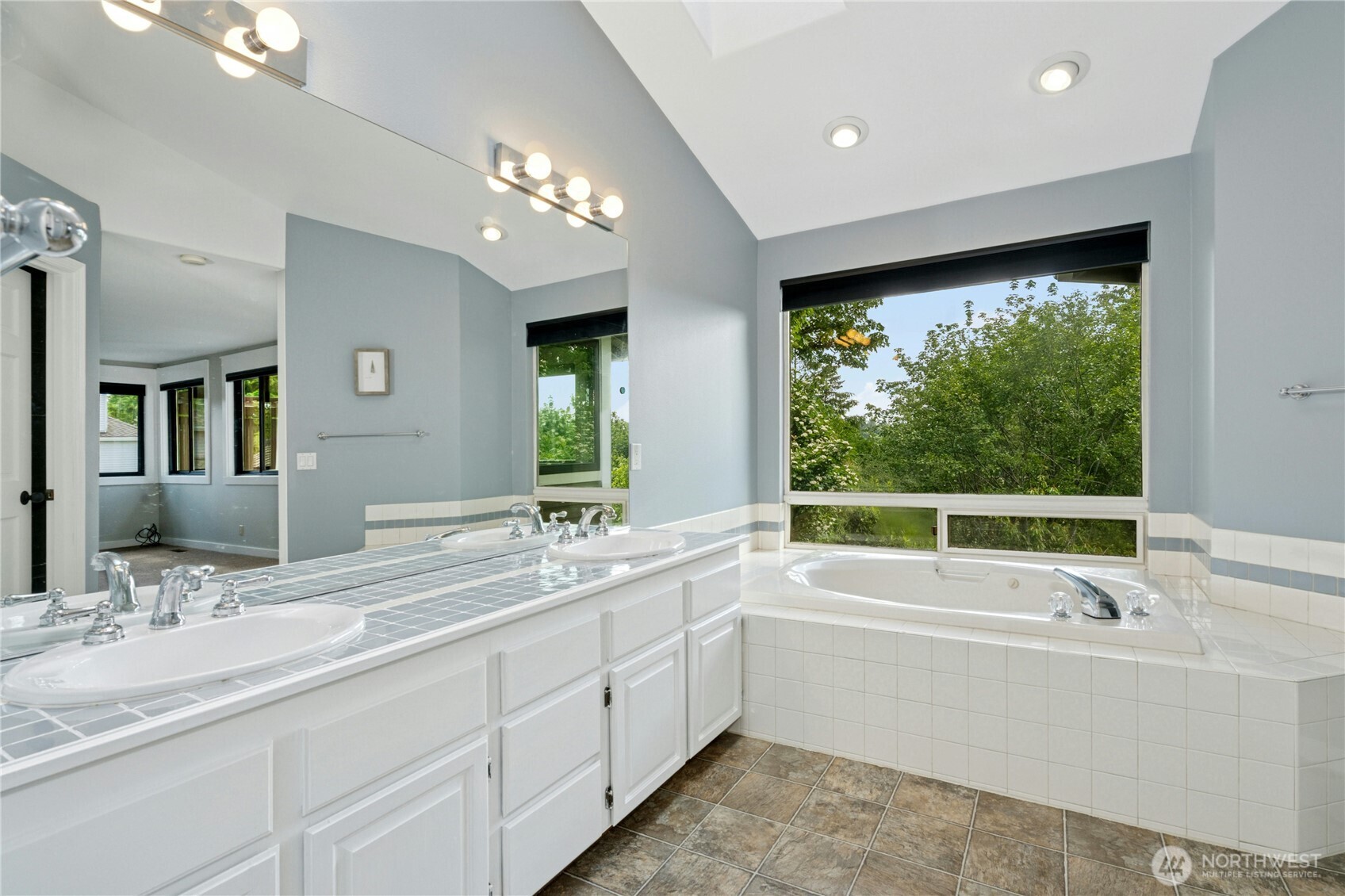 15102 93rd Place NE, Bothell, WA 98011