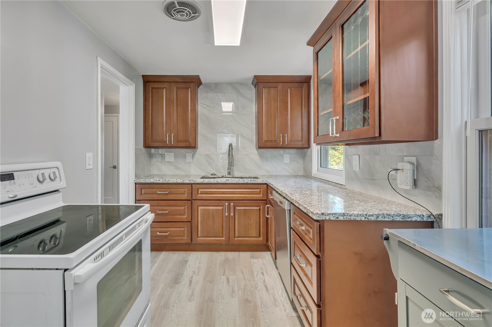 12230 68th Avenue S, Seattle, WA 98178