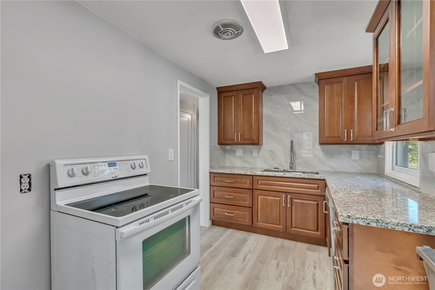 12230 68th Avenue S, Seattle, WA 98178