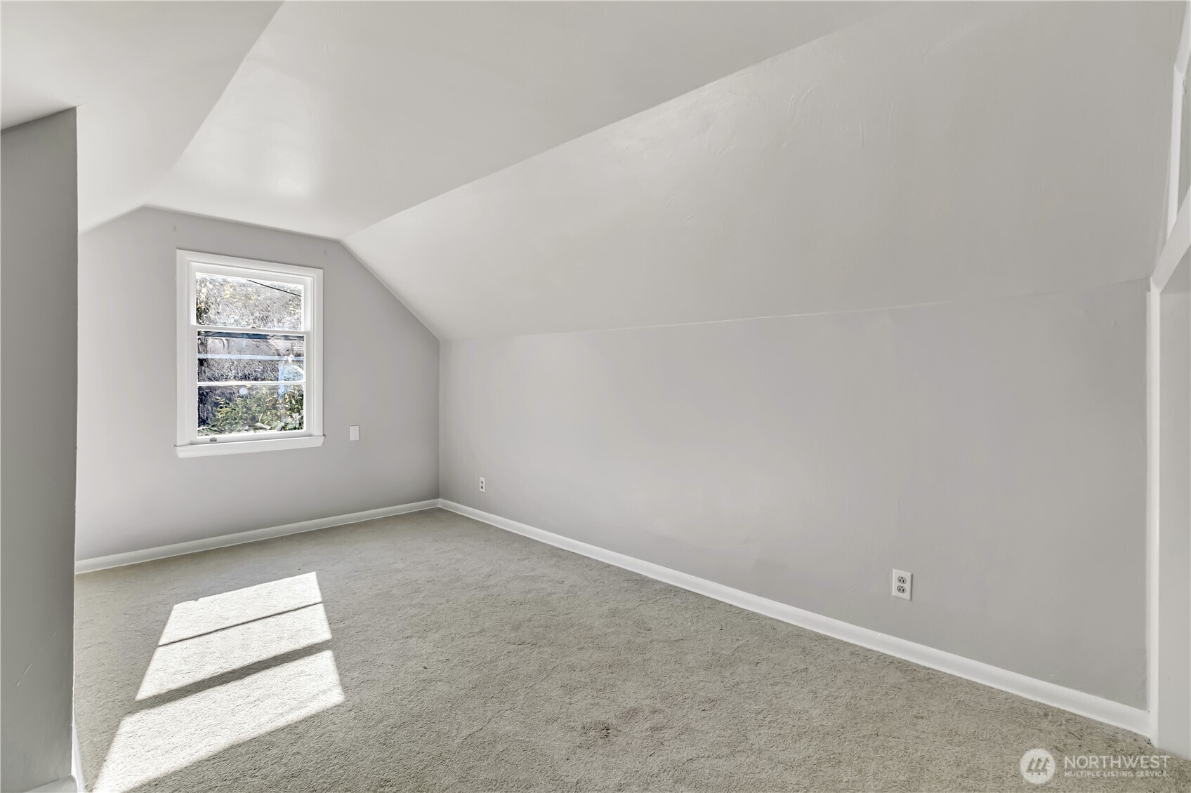 12230 68th Avenue S, Seattle, WA 98178