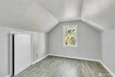 12230 68th Avenue S, Seattle, WA 98178 - Photo 18
