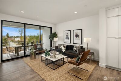 10819 (HS 101) 120TH Lane NE #C, Kirkland, WA 98033 - Photo 2