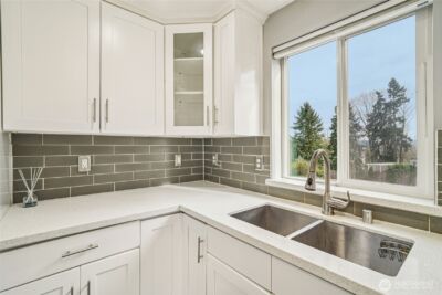 11839 79th Avenue S, Seattle, WA 98178 - Photo 6