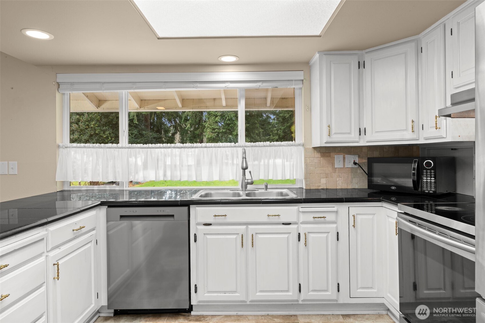 2913 SW 323rd Street , Federal Way, WA 98023-2523