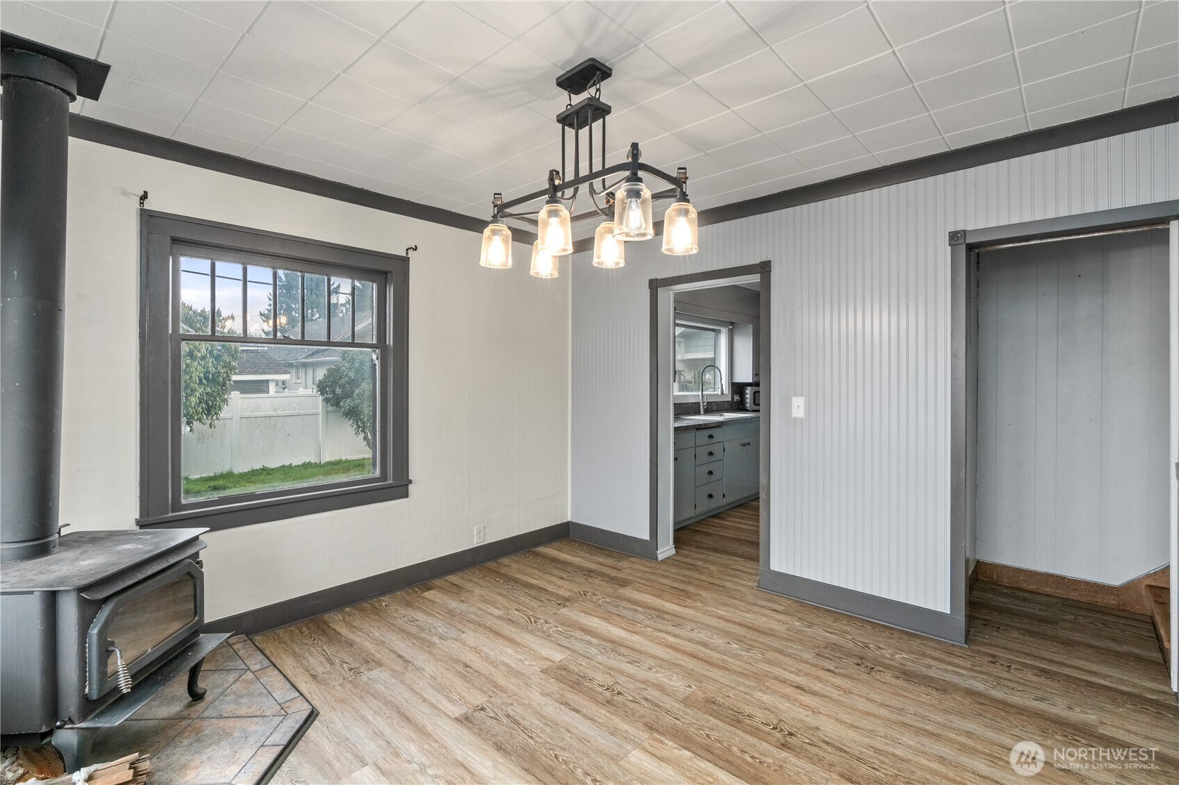 513 E Street , Cosmopolis, WA 98537