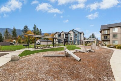 1845 SE 12th Place #H-204, North Bend, WA 98045 - Photo 28