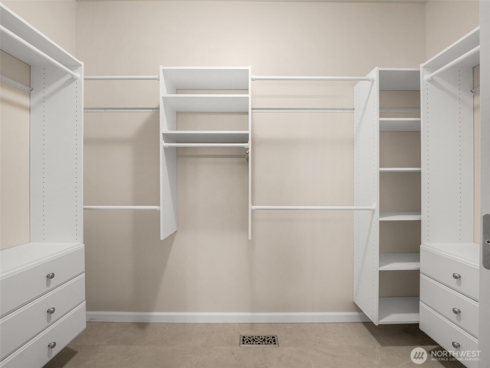 6501 119th Avenue E, Puyallup, WA 98372-2820