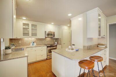 243 140th Avenue NE, Bellevue, WA 98005 - Photo 11