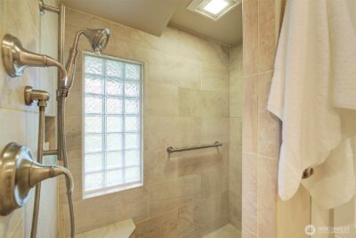 243 140th Avenue NE, Bellevue, WA 98005 - Photo 23