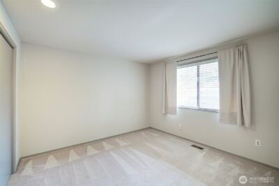 243 140th Avenue NE, Bellevue, WA 98005 - Photo 32