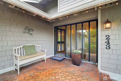 243 140th Avenue NE, Bellevue, WA 98005 - Photo 4