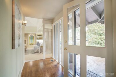 243 140th Avenue NE, Bellevue, WA 98005 - Photo 5