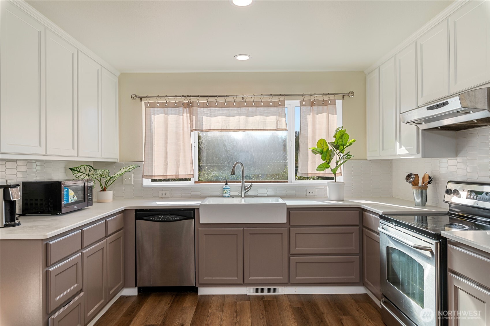 91 Syloplash Lane #A, Brinnon, WA 98320