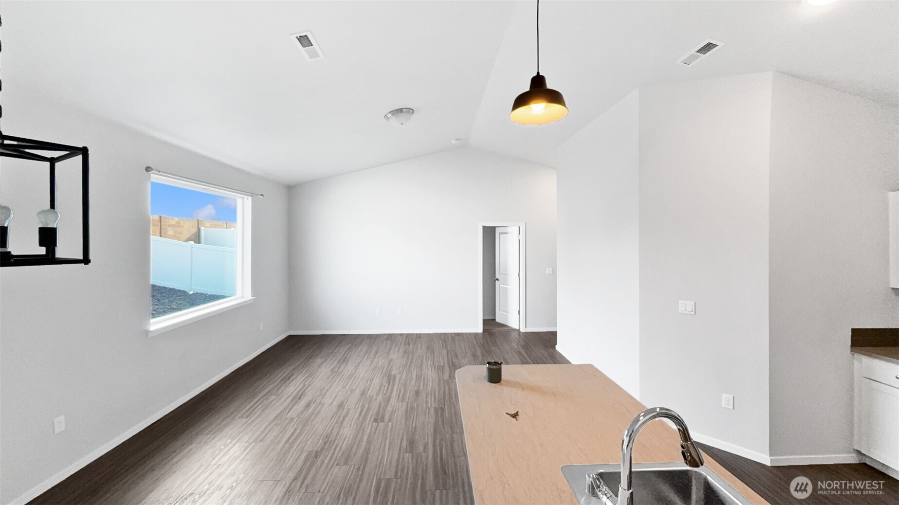 5419 Remington Drive , Pasco, WA 99301-8598