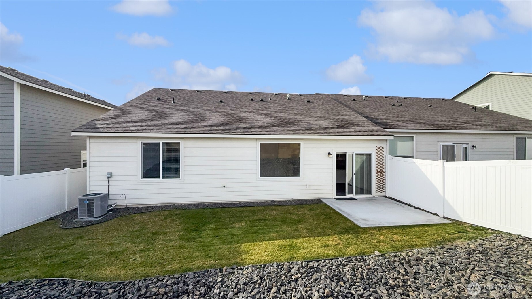 5419 Remington Drive , Pasco, WA 99301-8598