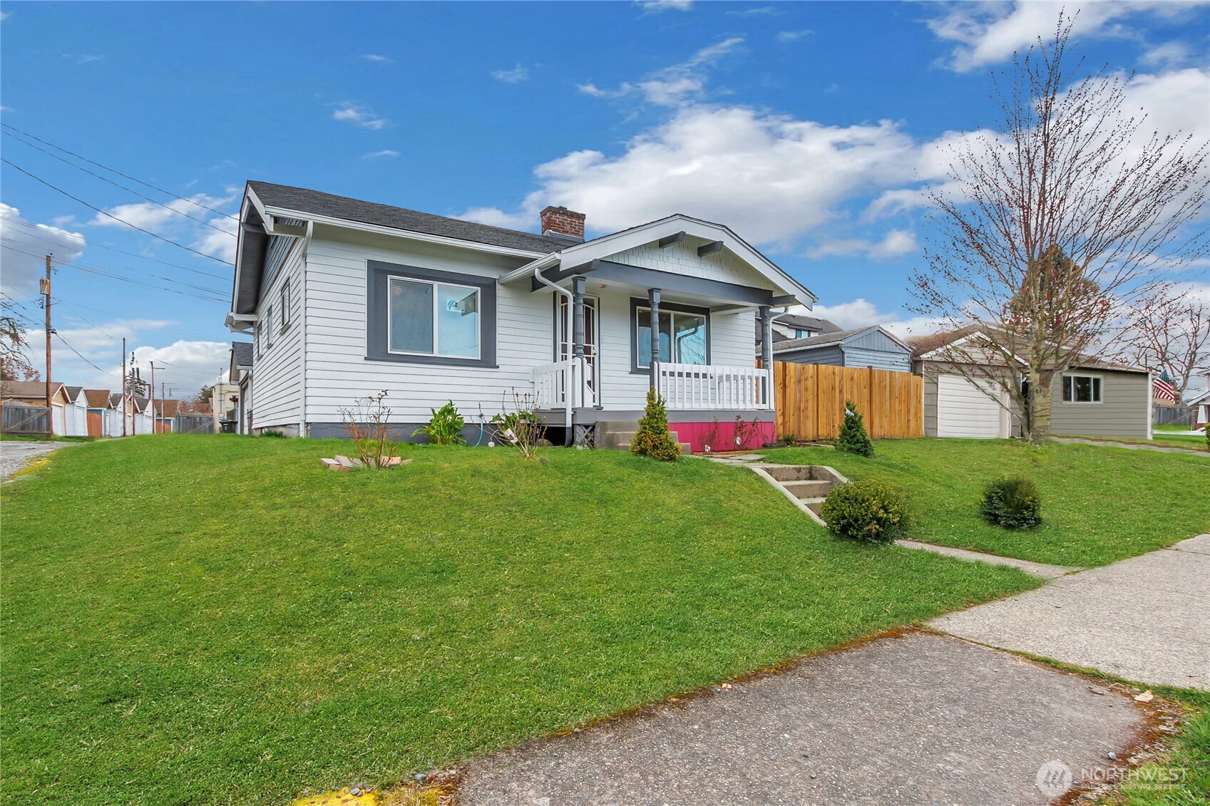 1216 S 37th Street , Tacoma, WA 98418