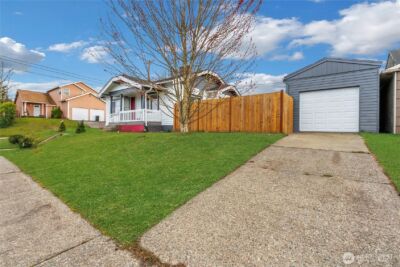 1216 S 37th Street , Tacoma, WA 98418 - Photo 3