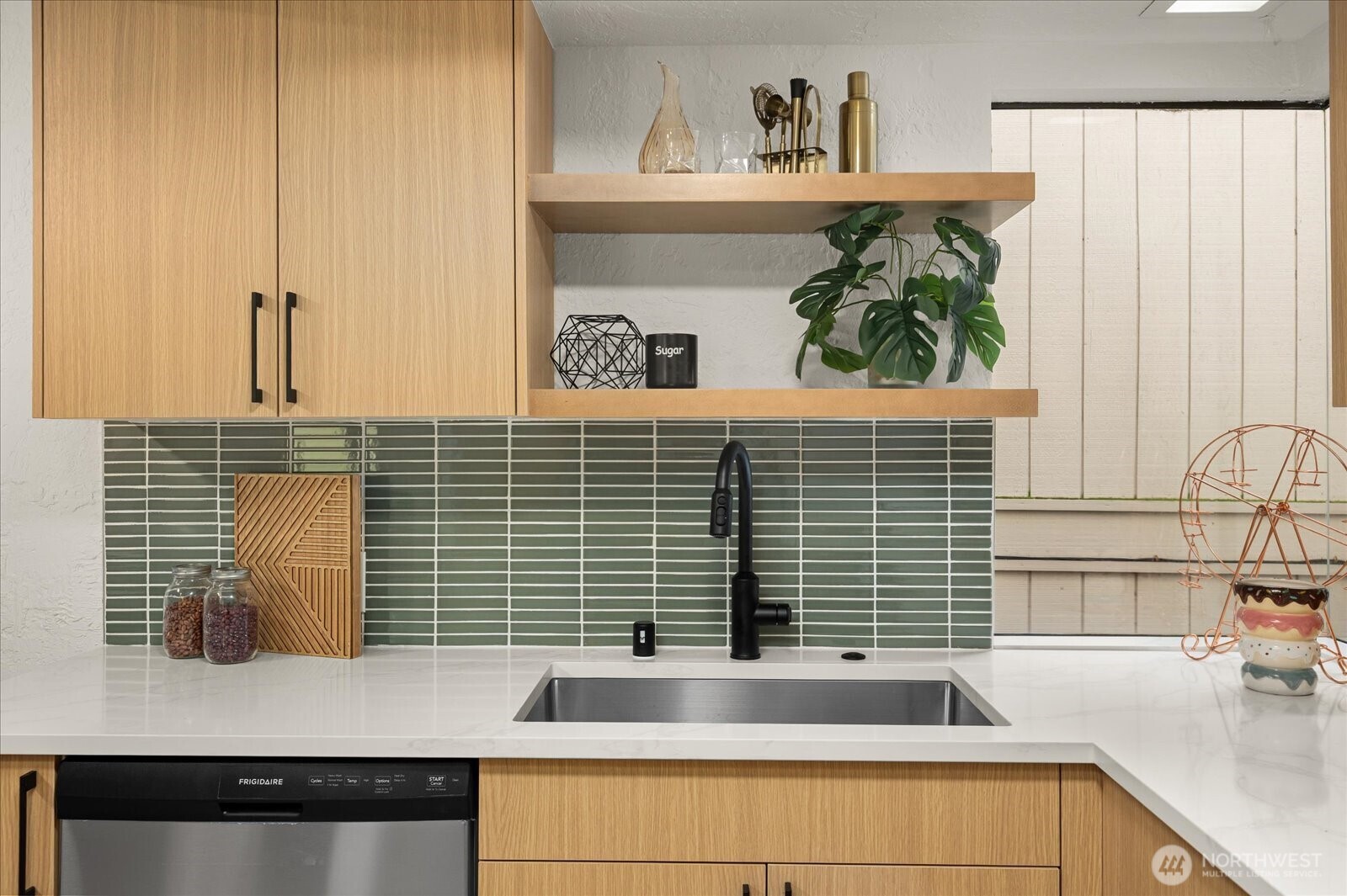 14026 Lenora Place N, Seattle, WA 98133