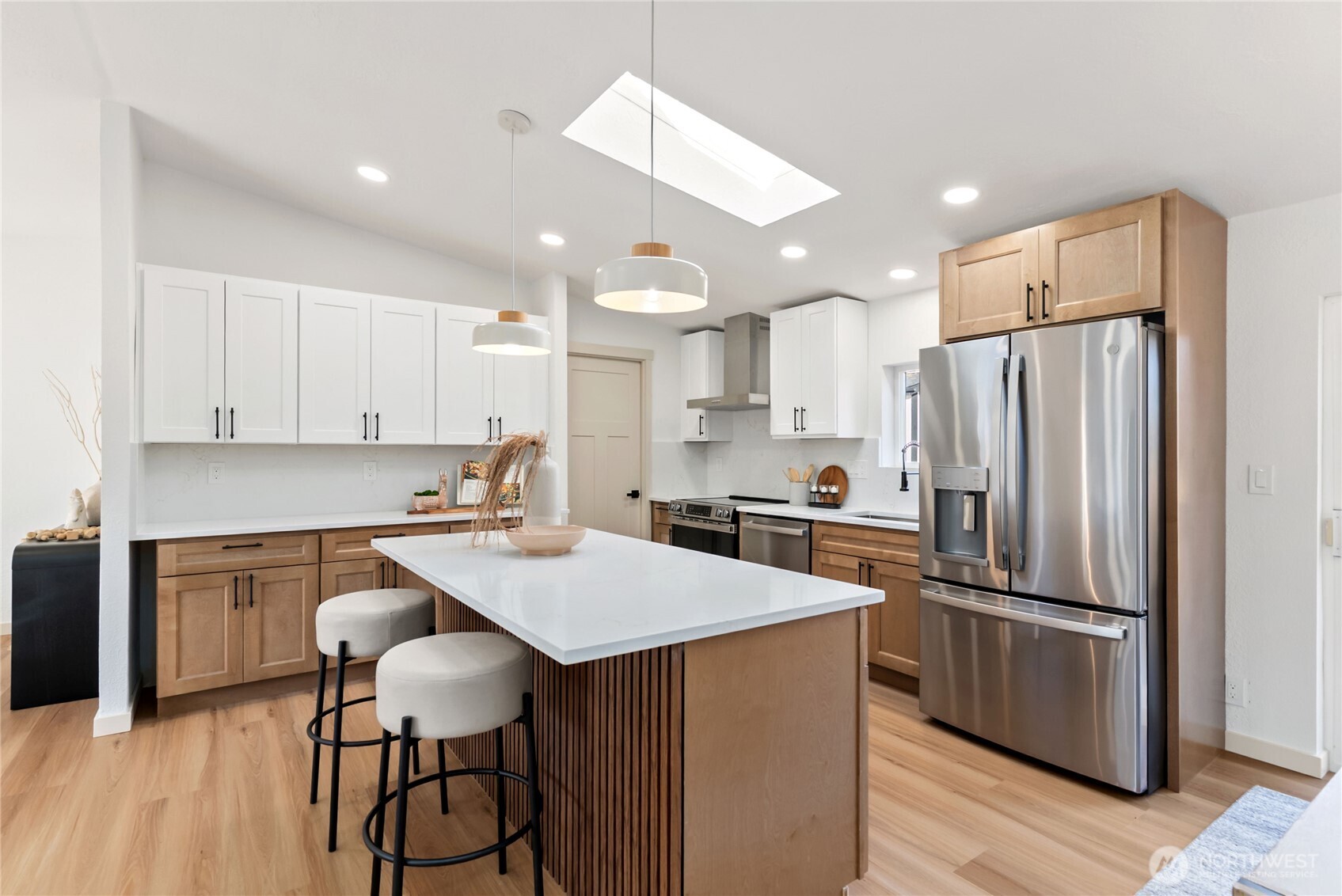 819 Nisqually Park Drive SE, Olympia, WA 98513