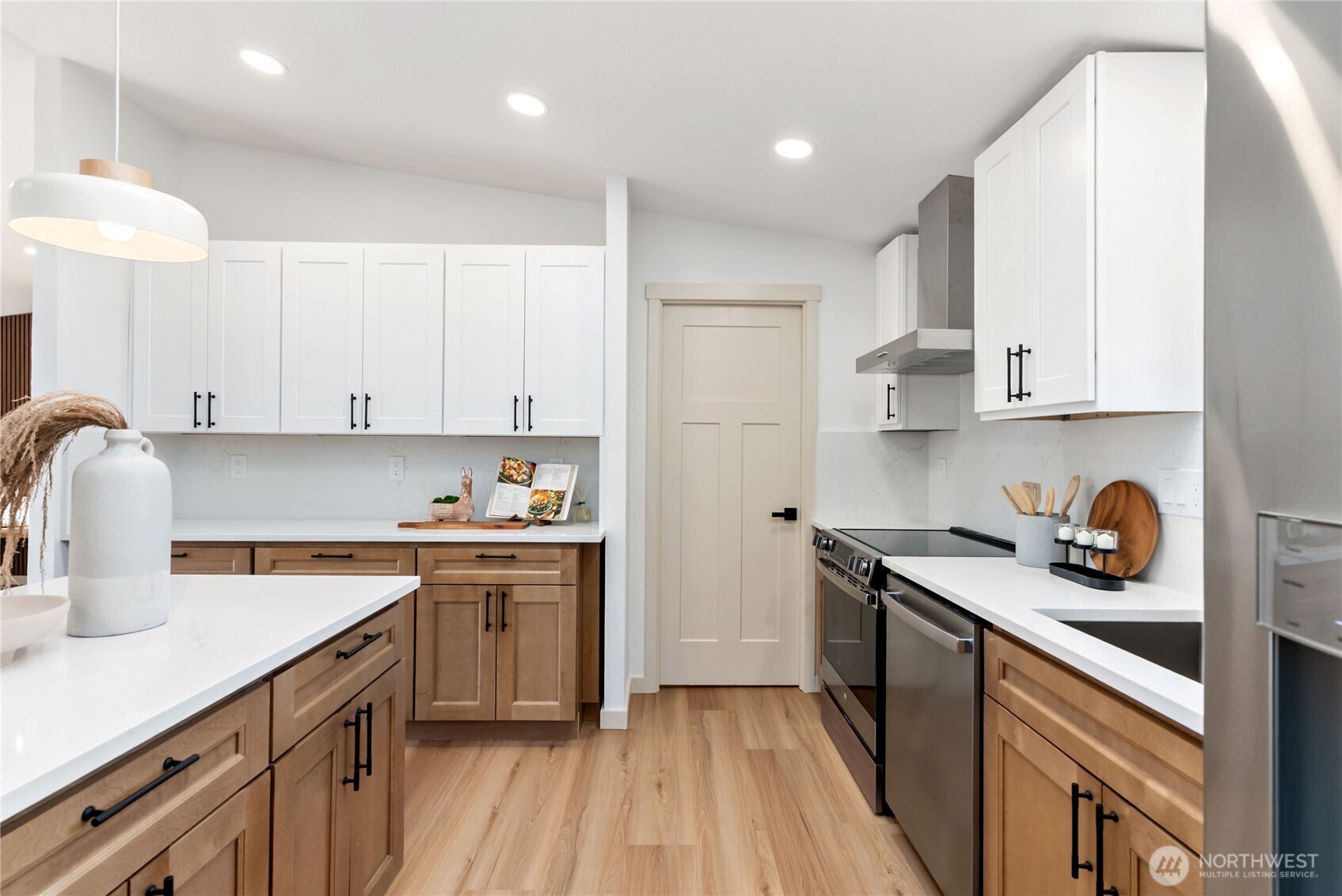 819 Nisqually Park Drive SE, Olympia, WA 98513