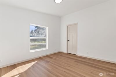 819 Nisqually Park Drive SE, Olympia, WA 98513 - Photo 27