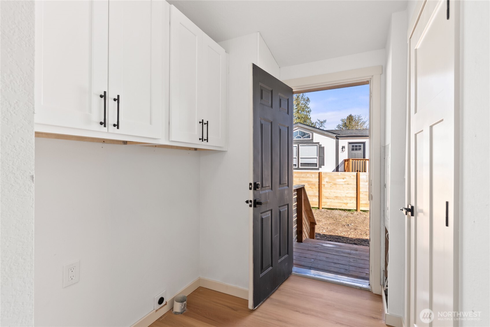 819 Nisqually Park Drive SE, Olympia, WA 98513