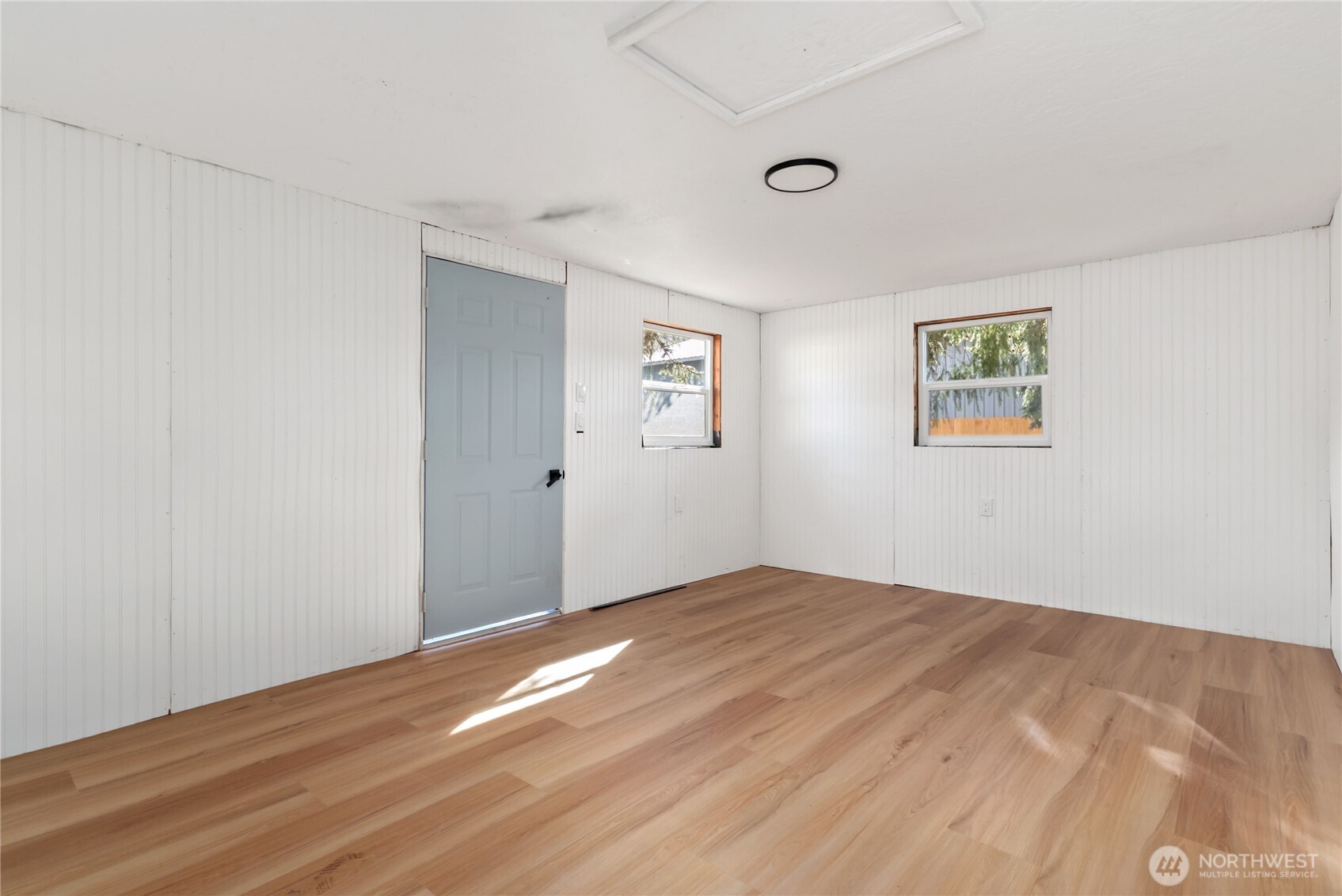 819 Nisqually Park Drive SE, Olympia, WA 98513