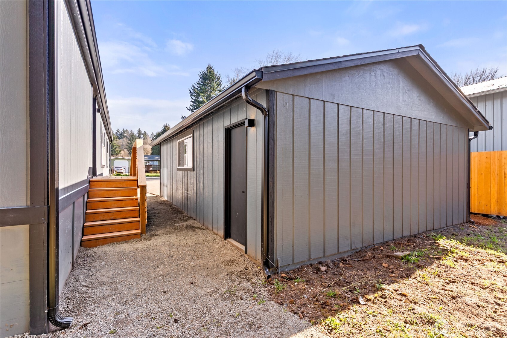 819 Nisqually Park Drive SE, Olympia, WA 98513