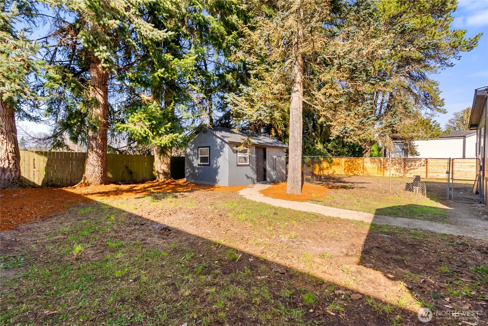 819 Nisqually Park Drive SE, Olympia, WA 98513