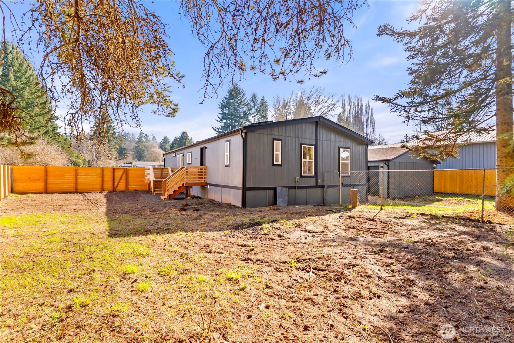 819 Nisqually Park Drive SE, Olympia, WA 98513