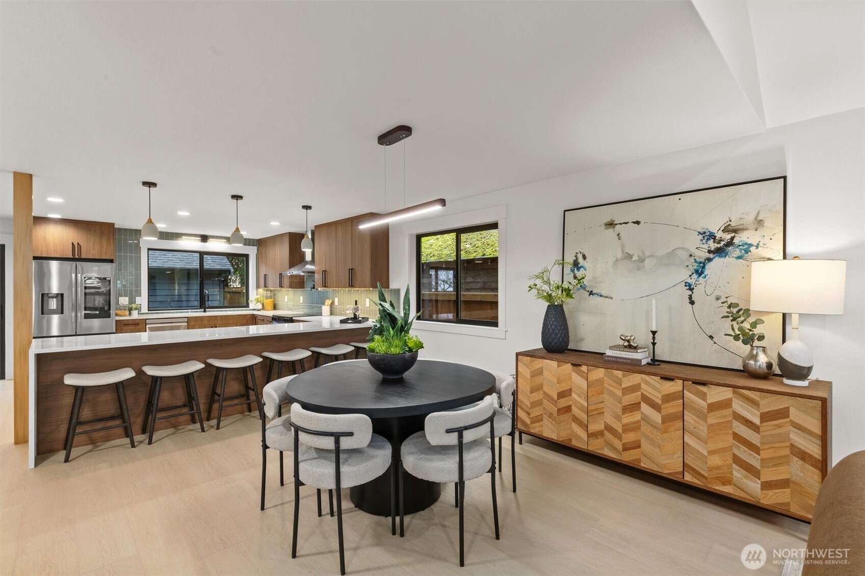 12562 17th Avenue NE, Seattle, WA 98125