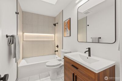 12562 17th Avenue NE, Seattle, WA 98125 - Photo 21