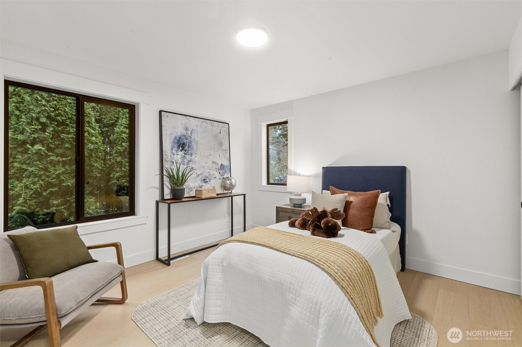 12562 17th Avenue NE, Seattle, WA 98125