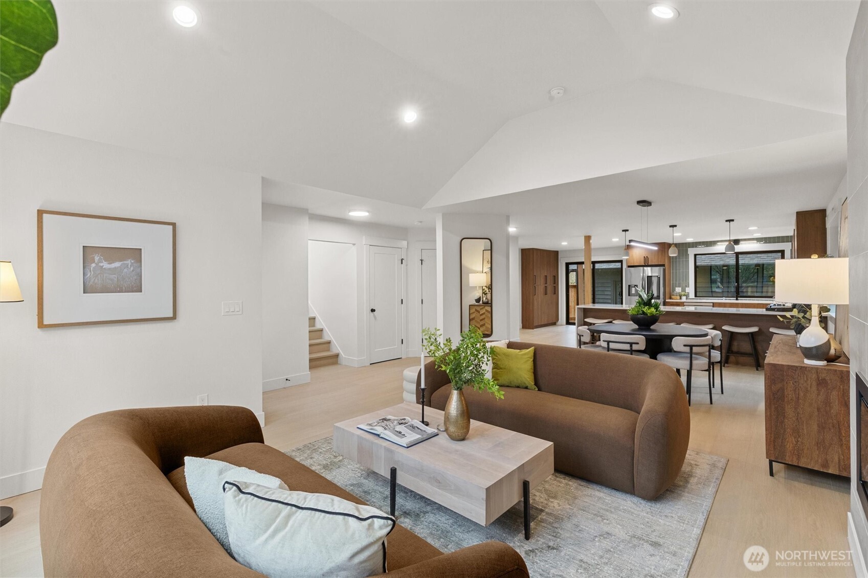 12562 17th Avenue NE, Seattle, WA 98125