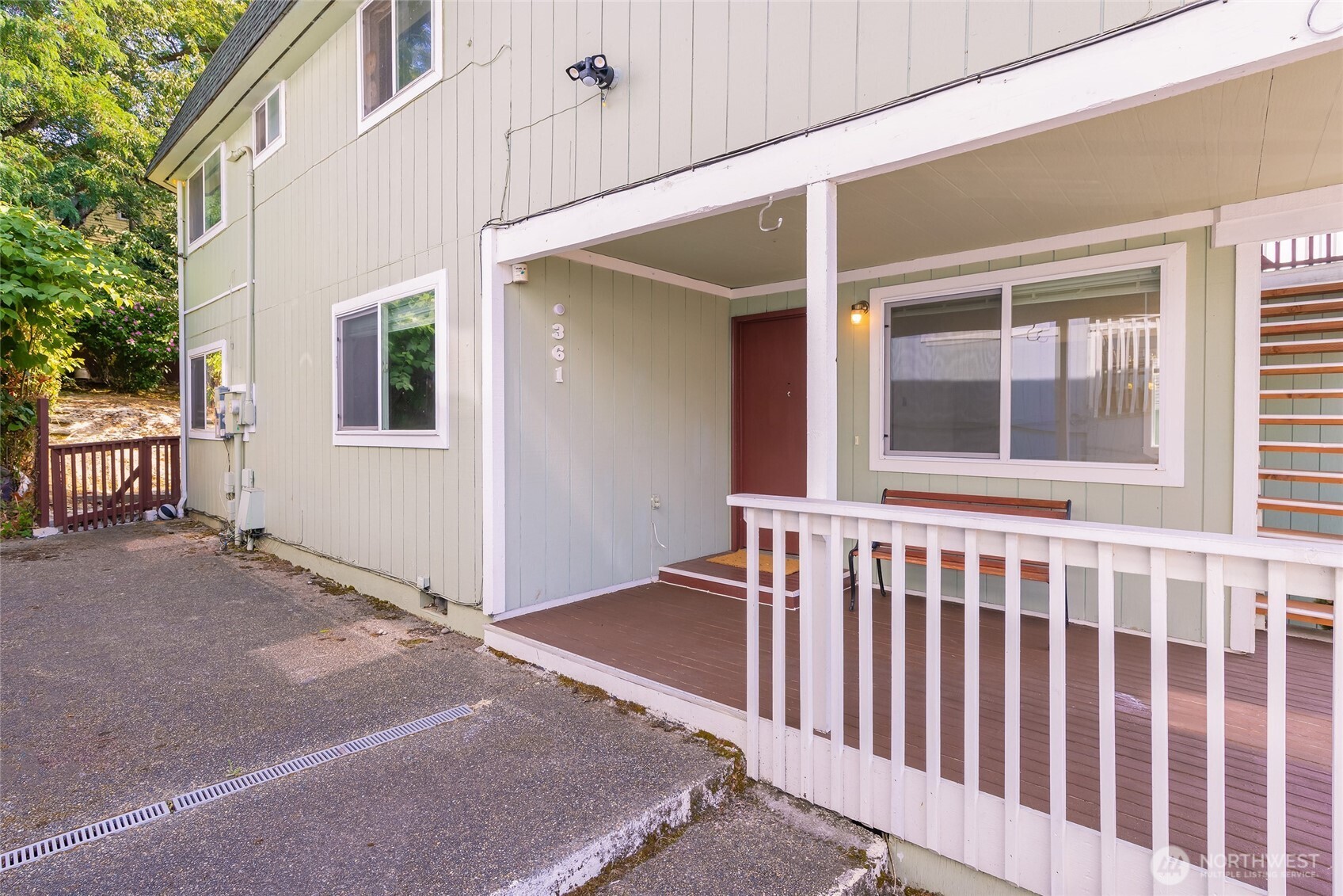 361 Earlington Avenue SW, Renton, WA 98057