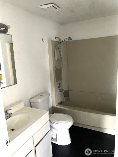 1123 Lindstrom Street , Aberdeen, WA 98520 - Photo 5