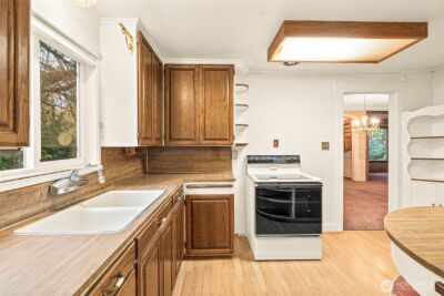 10850 SE 196th Street , Kent, WA 98031 - Photo 8