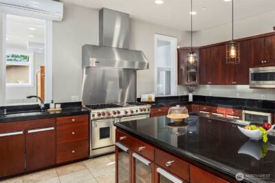 2 Crescent Key SE, Bellevue, WA 98006 - Photo 8