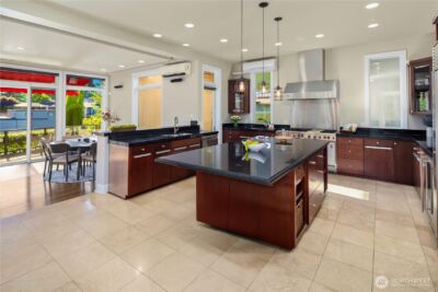 2 Crescent Key SE, Bellevue, WA 98006 - Photo 9