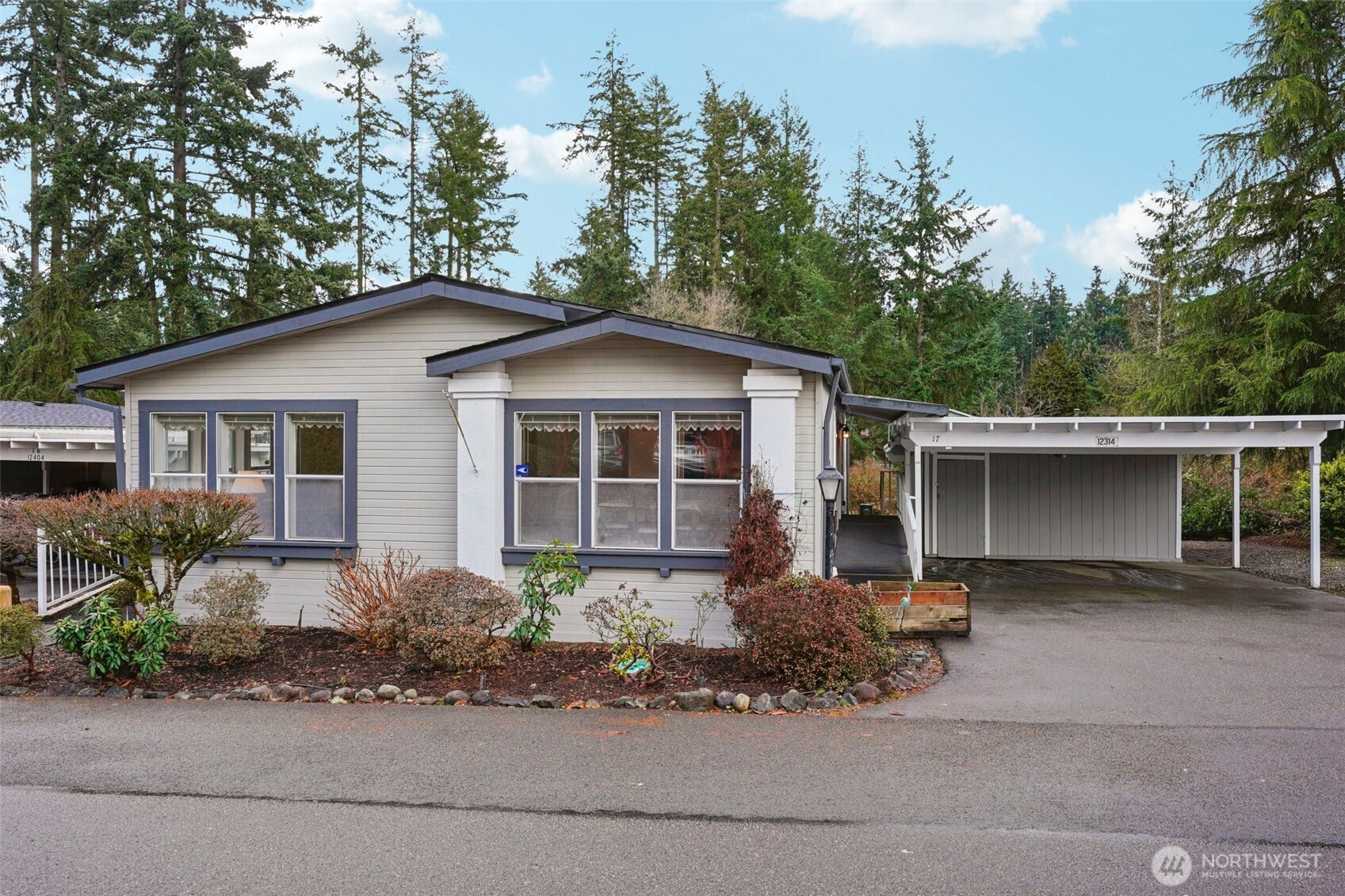 12314 124th Street E #17, Puyallup, WA 98374