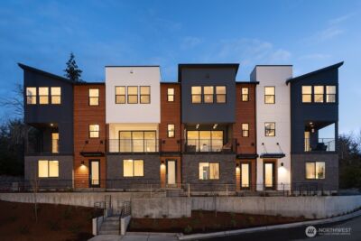 10823 (HS 94) 120TH Lane NE #E, Kirkland, WA 98033