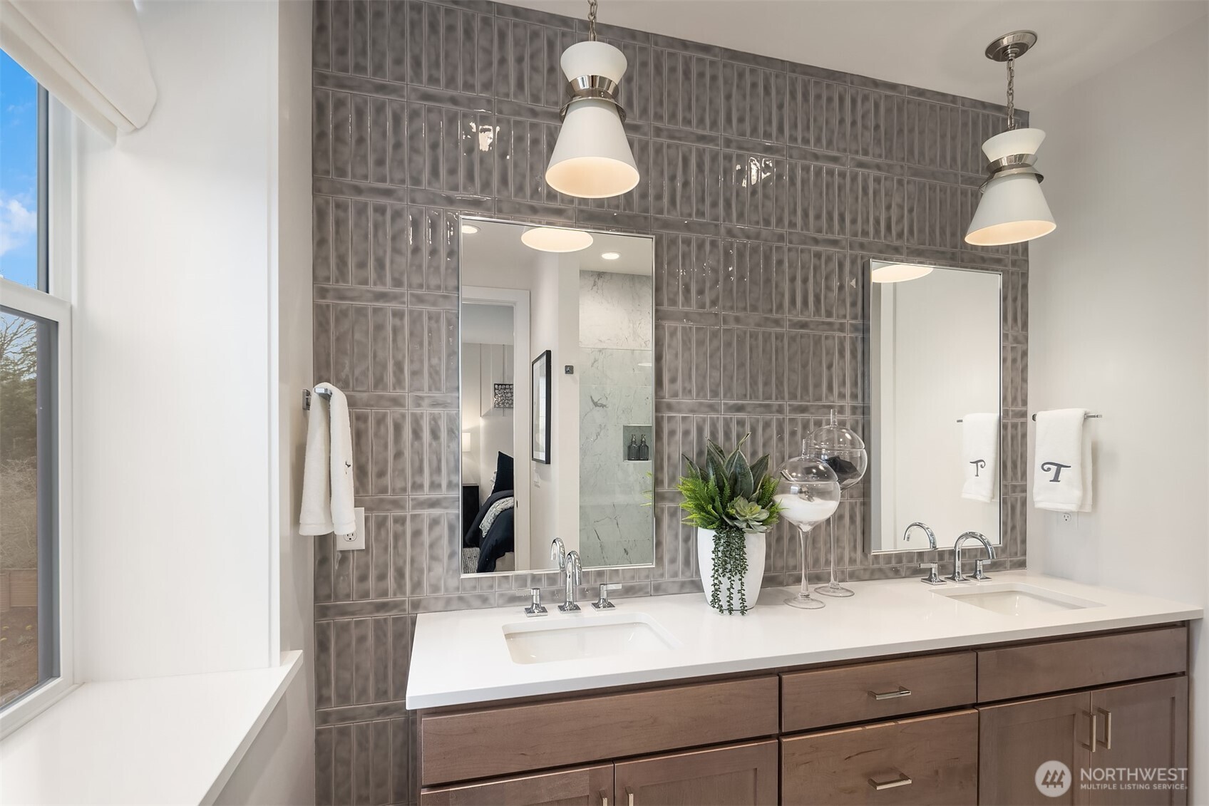 10823 (HS 94) 120TH Lane NE #E, Kirkland, WA 98033