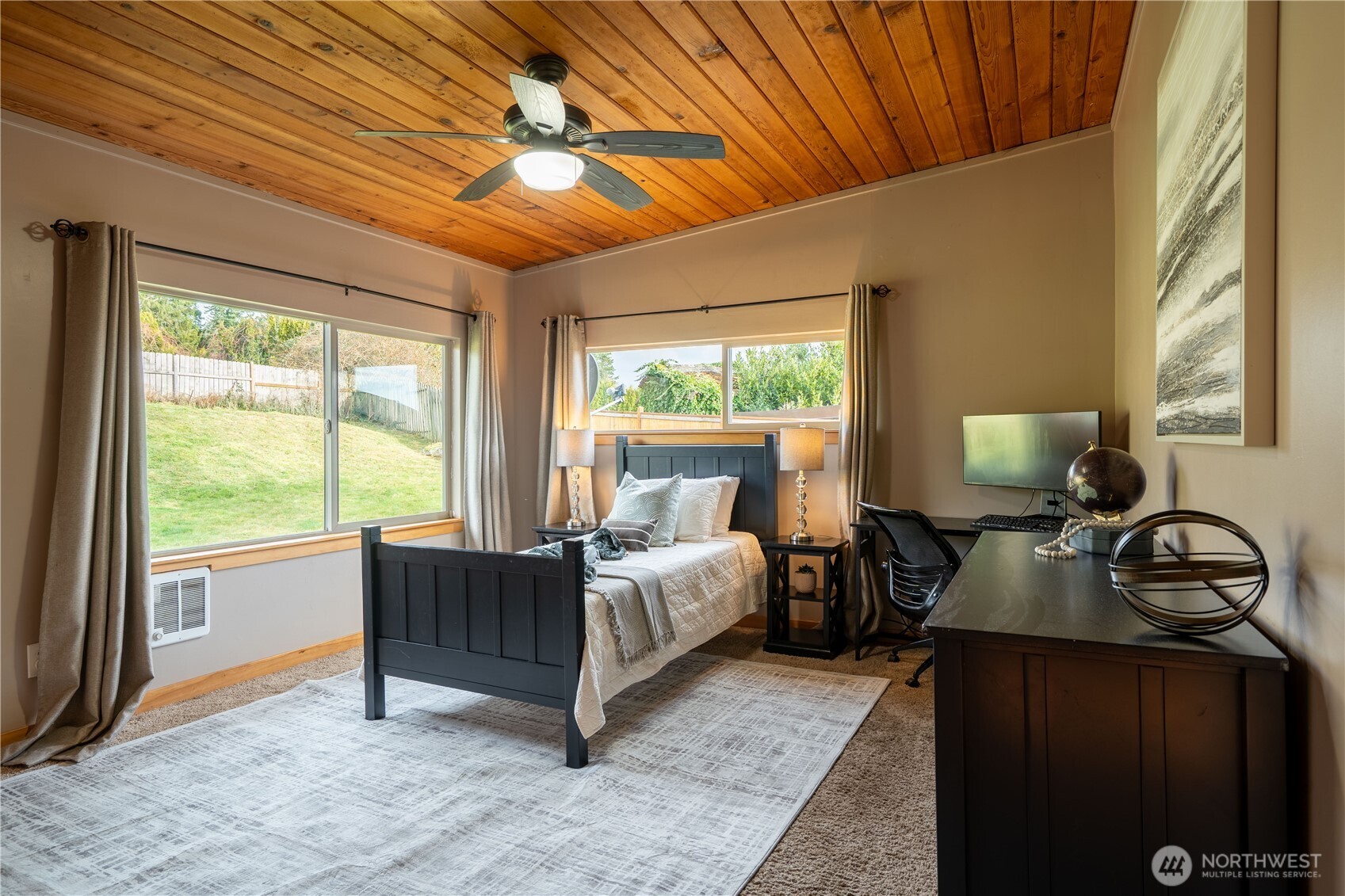 634 Allan Street , Blaine, WA 98230