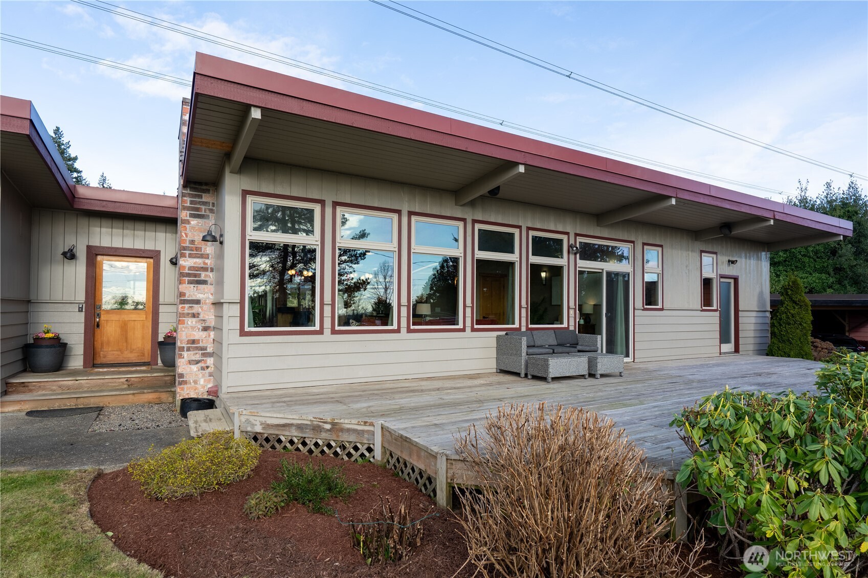 634 Allan Street , Blaine, WA 98230