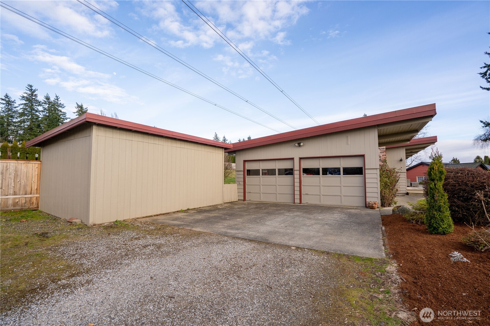 634 Allan Street , Blaine, WA 98230