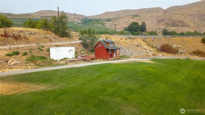 385 Highway 153 , Pateros, WA 98846 - Photo 15