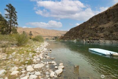 385 Highway 153 , Pateros, WA 98846 - Photo 16