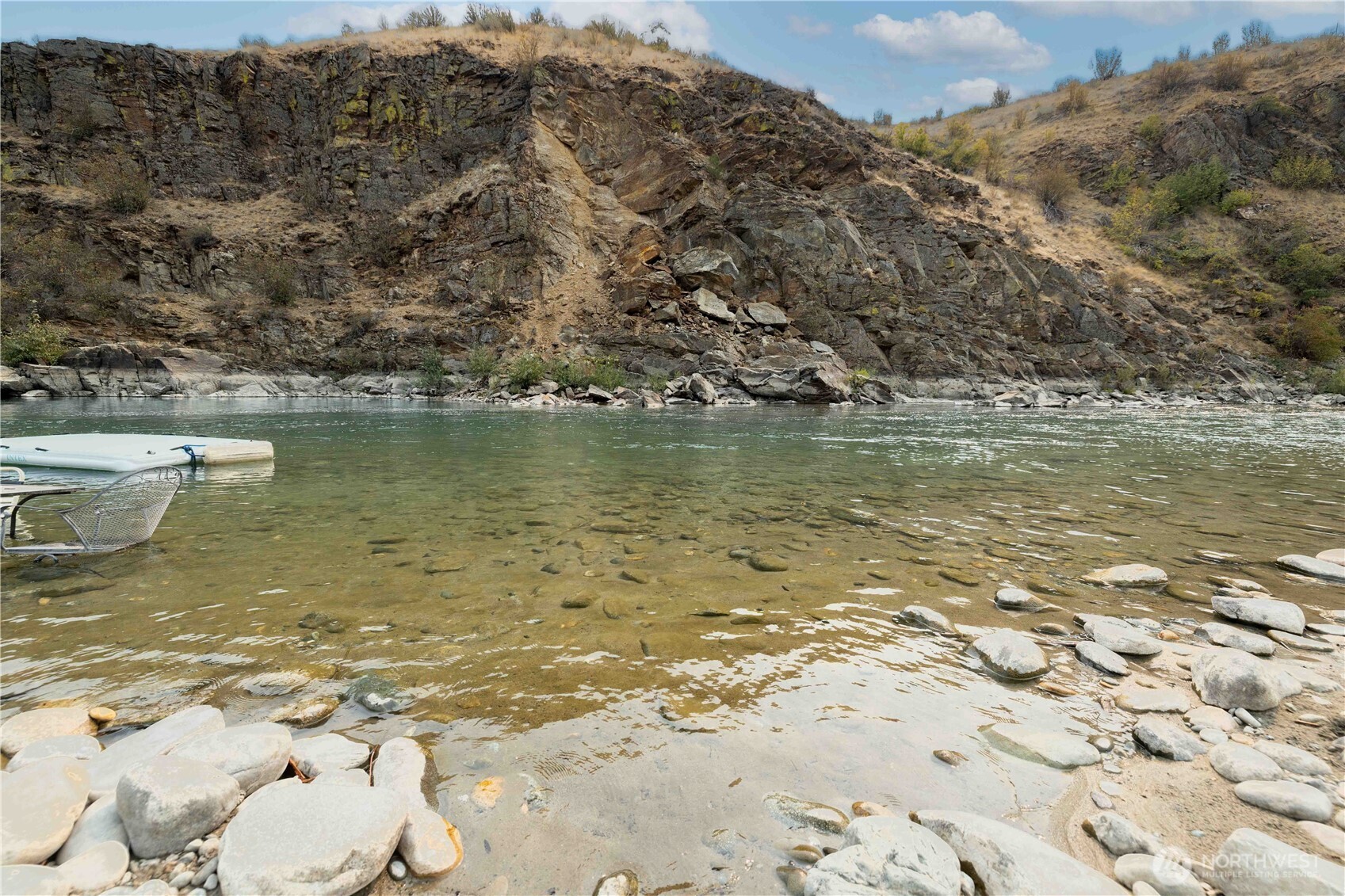 385 Highway 153 , Pateros, WA 98846