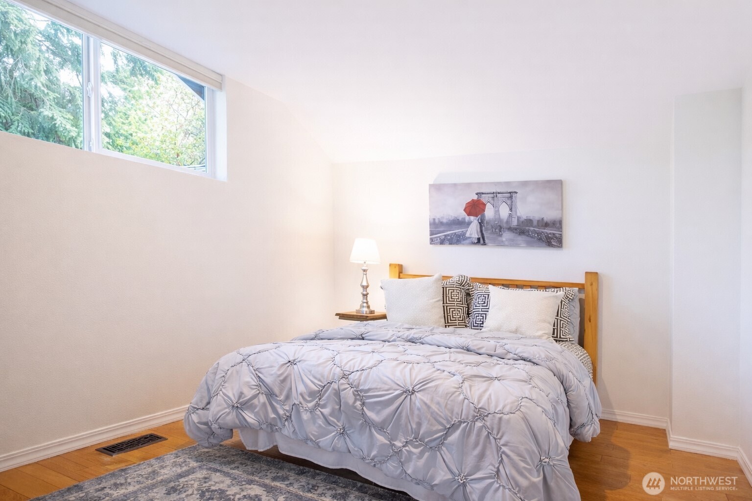 10761 Bill Point Crest NE, Bainbridge Island, WA 98110